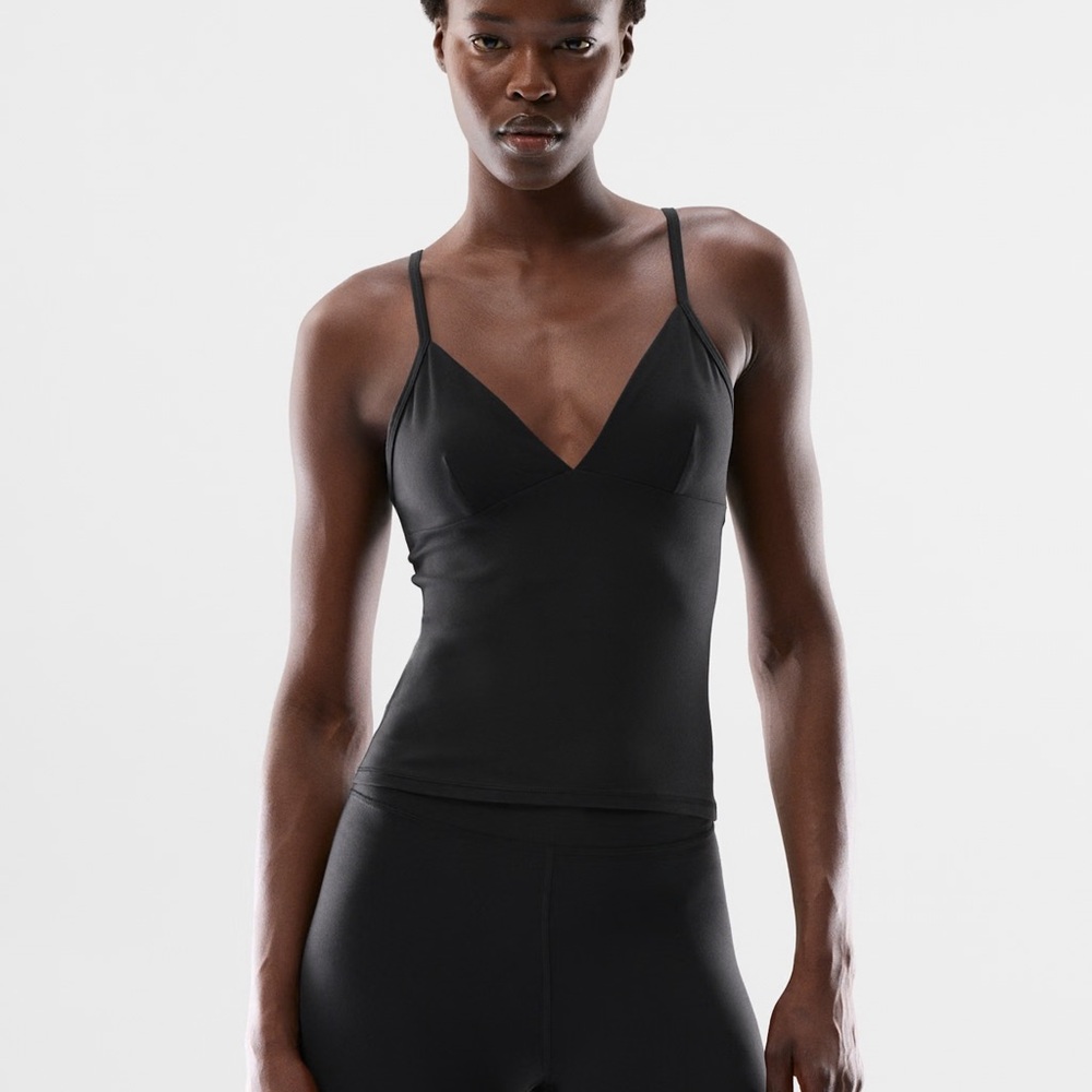Aritzia Golden Butter Vibrant Tank - Black